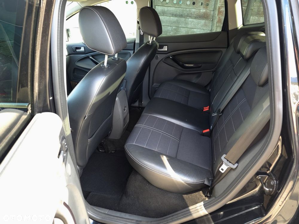 Ford Kuga 2.0 TDCi Titanium - 10