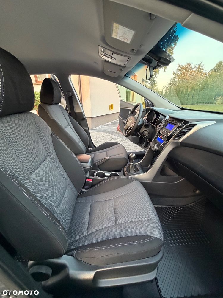 Hyundai i30 - 16