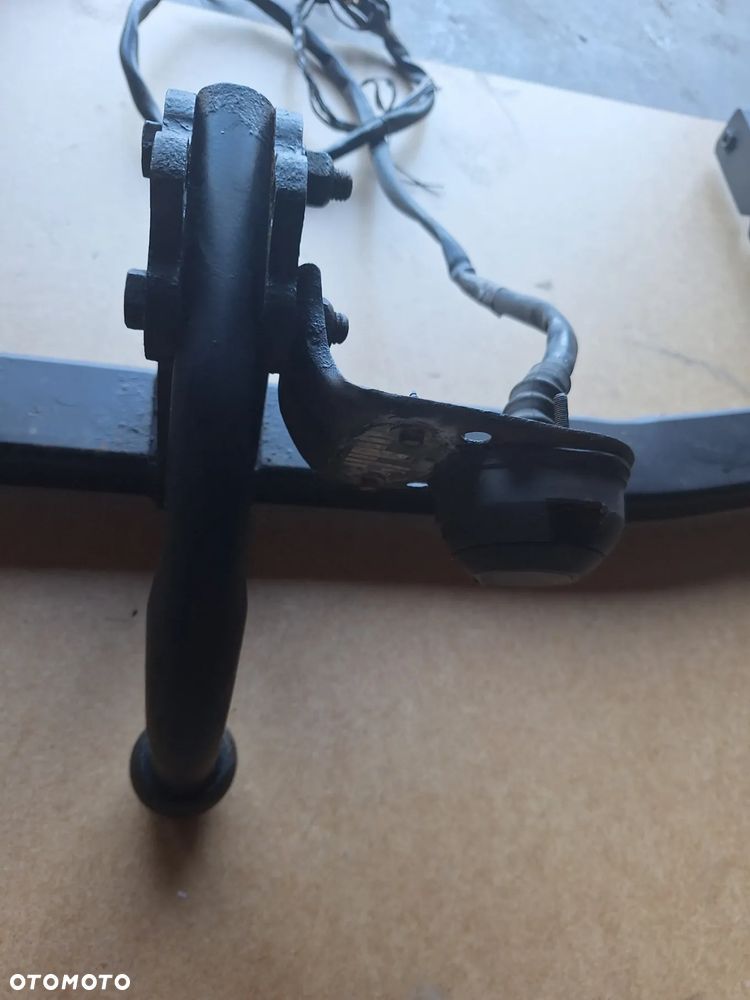 HAK HOLOWNICZY WESTFALIA -  VOLKSWAGEN TOURAN I / 2006 ROK - 2