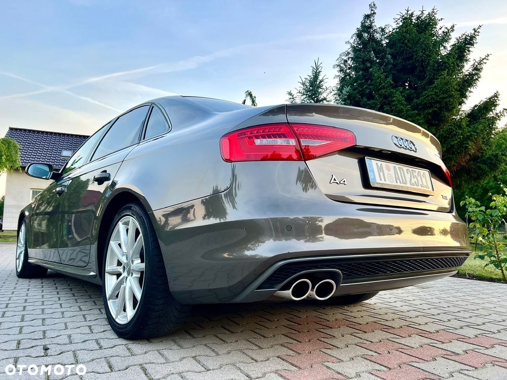 Audi A4 Limousine - 20