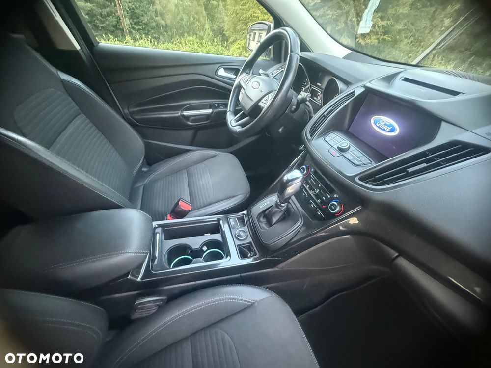 Ford Kuga 2.0 TDCi AWD Titanium - 12