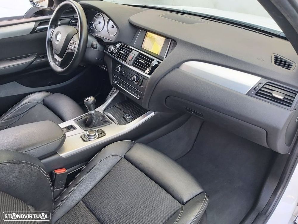 BMW X4 20 d xDrive Pack M - 27