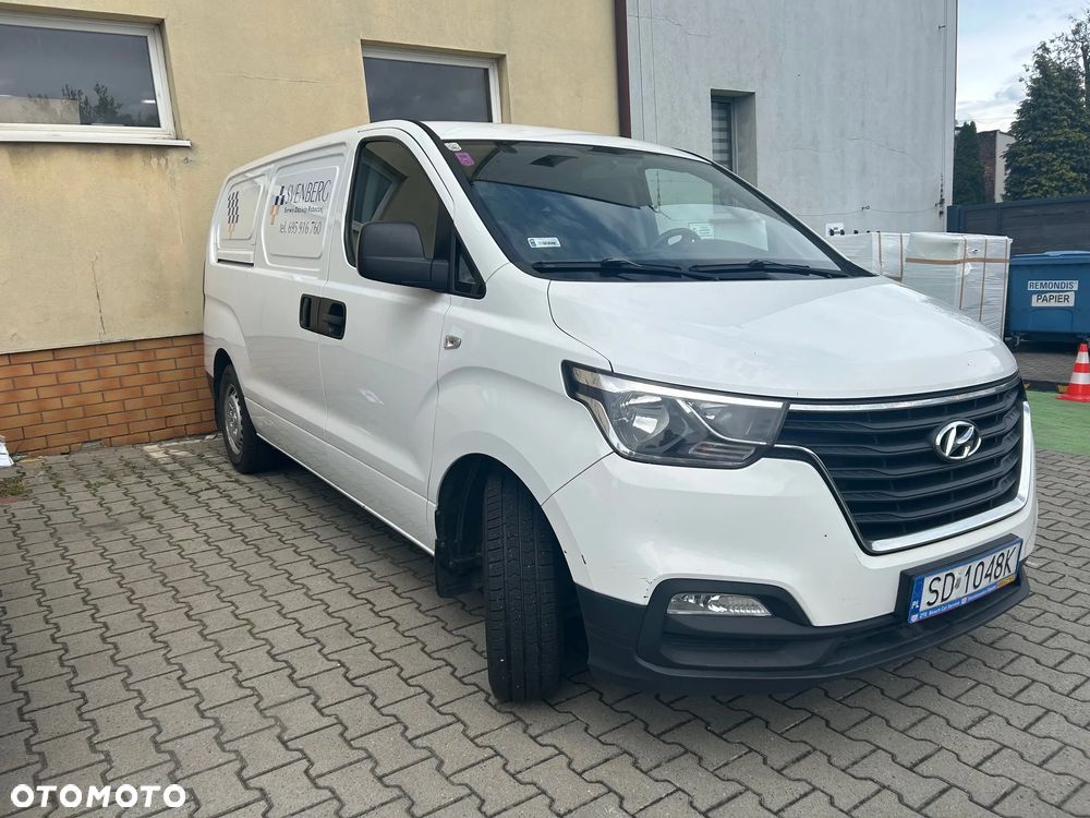 Hyundai H1 - 2