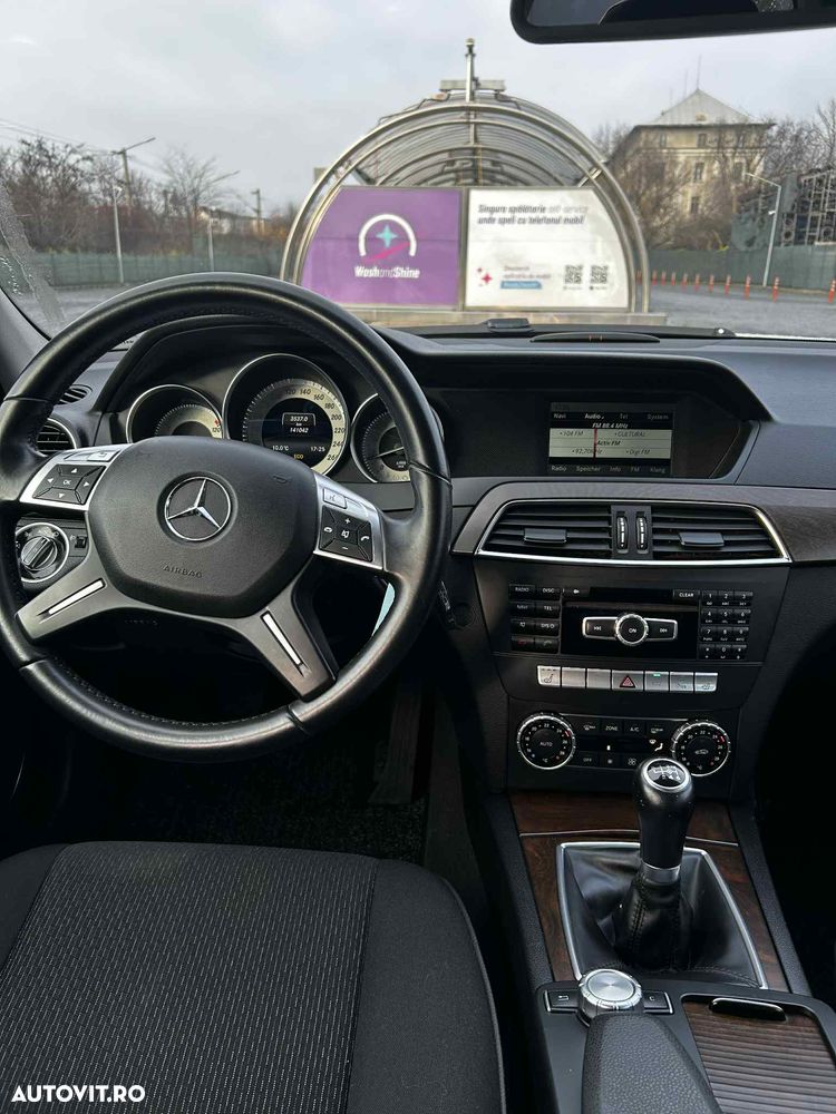 Mercedes-Benz C 180 - 7