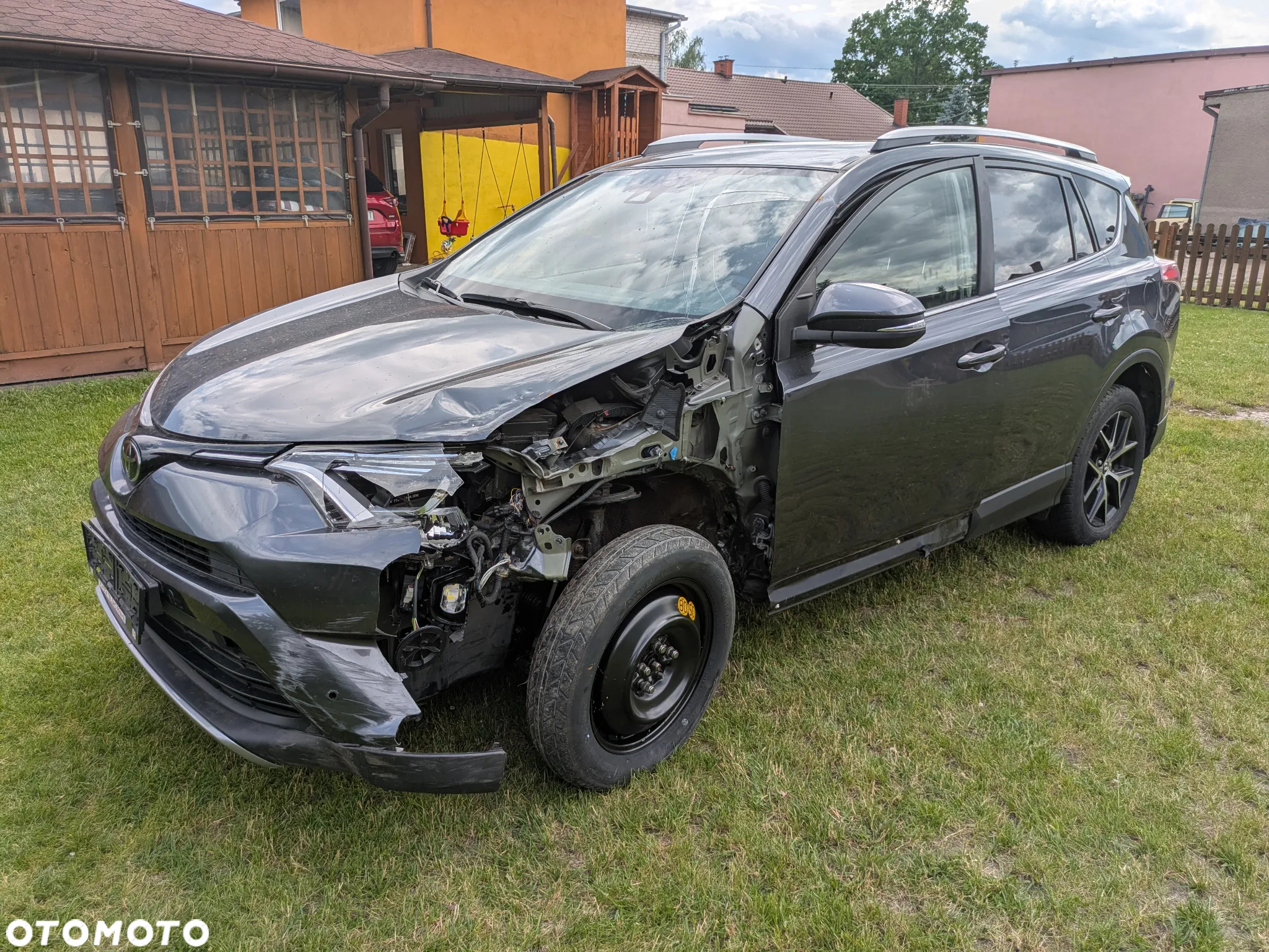 Toyota RAV4 - 2