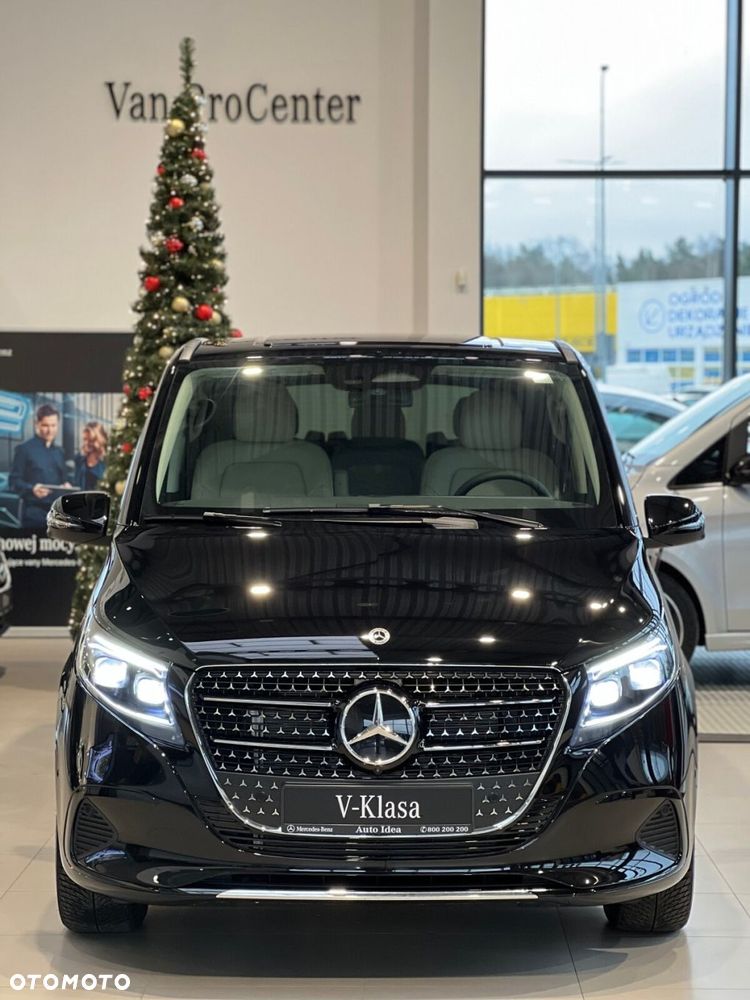 Mercedes-Benz Klasa V - 2