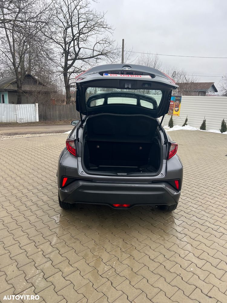 Toyota C-HR 1.8 HSD 122 CP 4x2 CVT C-ult Style - 11
