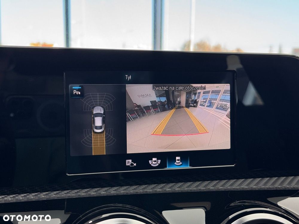 Mercedes-Benz CLA - 36