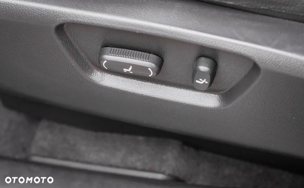 Chevrolet Captiva 3.2 4WD 7 Sitzer LT - 18