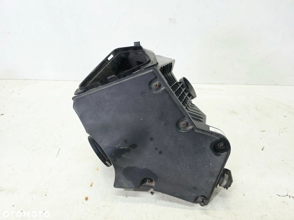 OBUDOWA FILTRA POWIETRZA AUDI A4 S4 B8 A5 S5 8T 2.0 3.0 TFSI 8K0133837P - 2