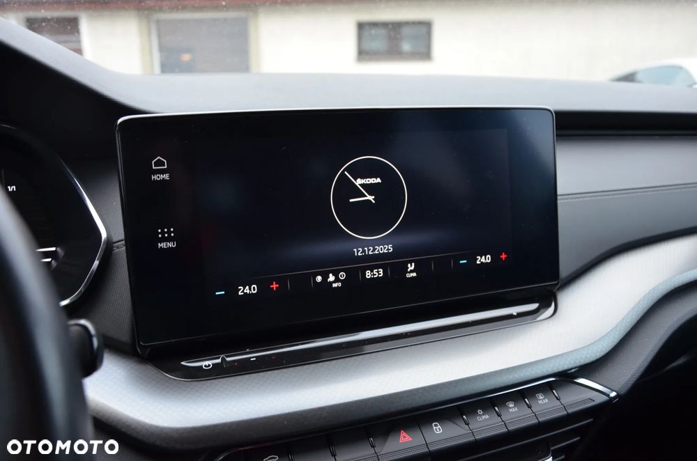 Skoda Octavia 2.0 TDI DSG 4x4 Style - 28