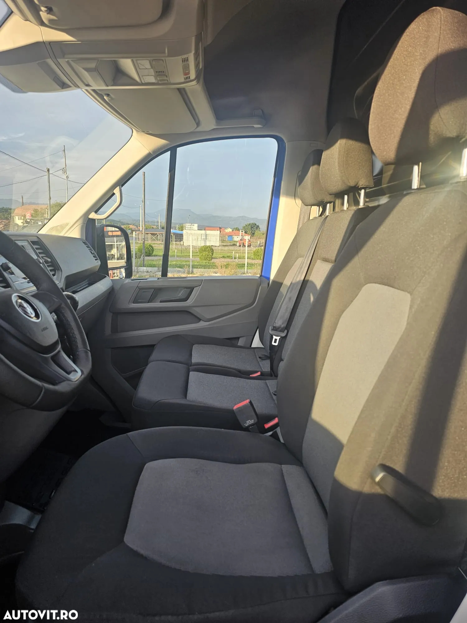 Volkswagen Crafter TDI  An 2021  Climă 172.784 km - 11