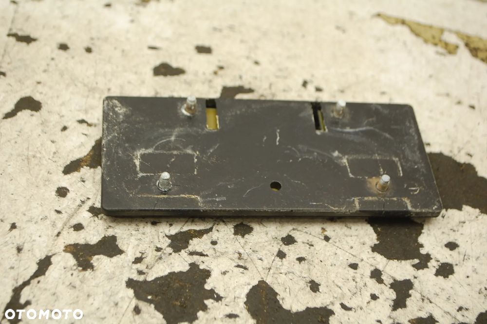 WZMACNIACZ ANTENY AUDI A4 B7 B6 CABRIO 8H0035225D - 2