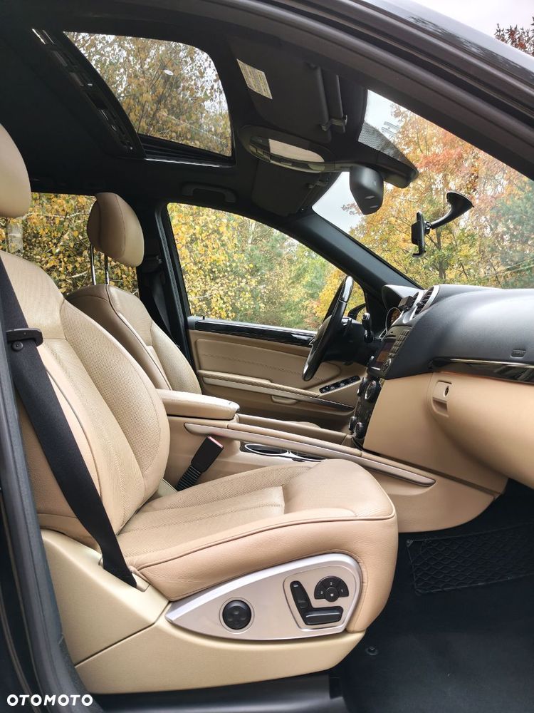 Mercedes-Benz GL 350 CDI BlueEff - 28