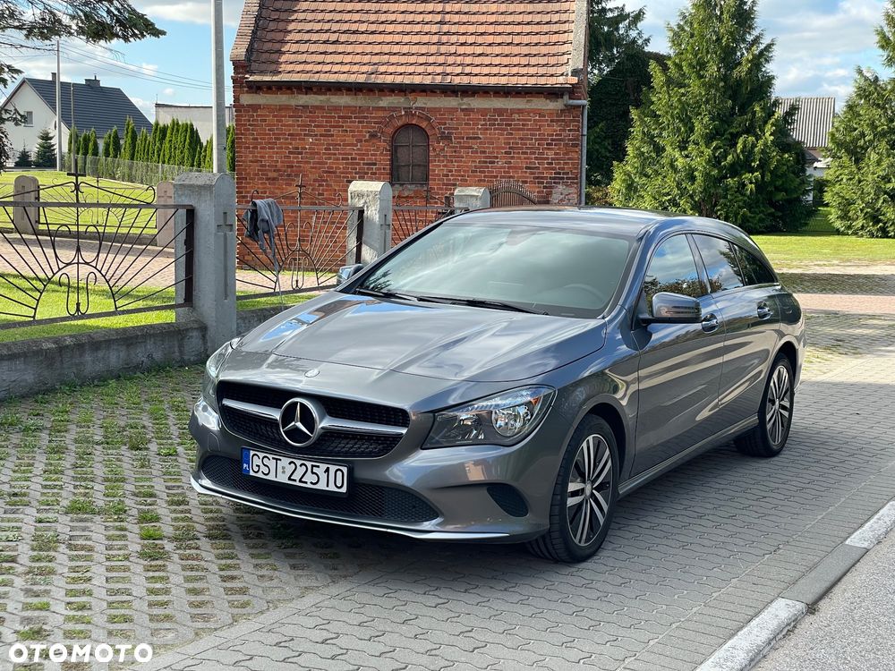 Mercedes-Benz CLA 180 d Shooting Brake - 9