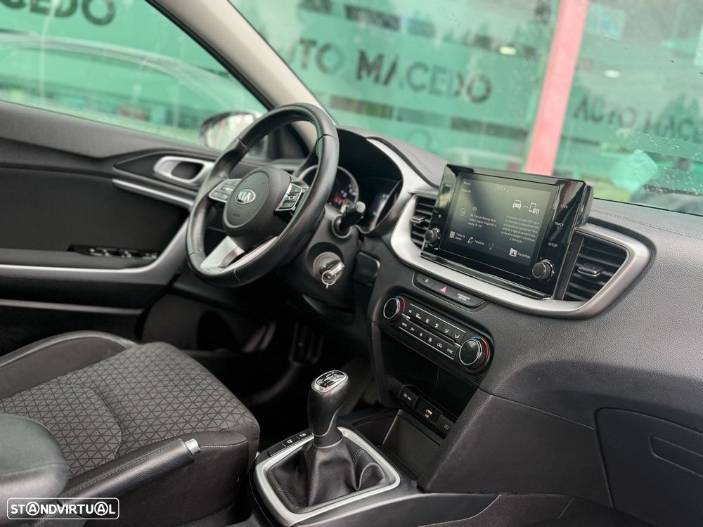 Kia Ceed 1.0 T-GDI Urban - 5