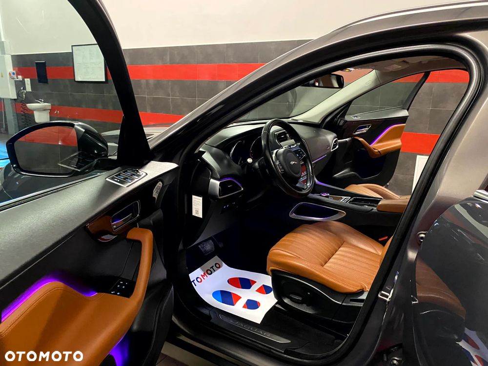 Jaguar F-Pace 2.0 i4D AWD Prestige - 15