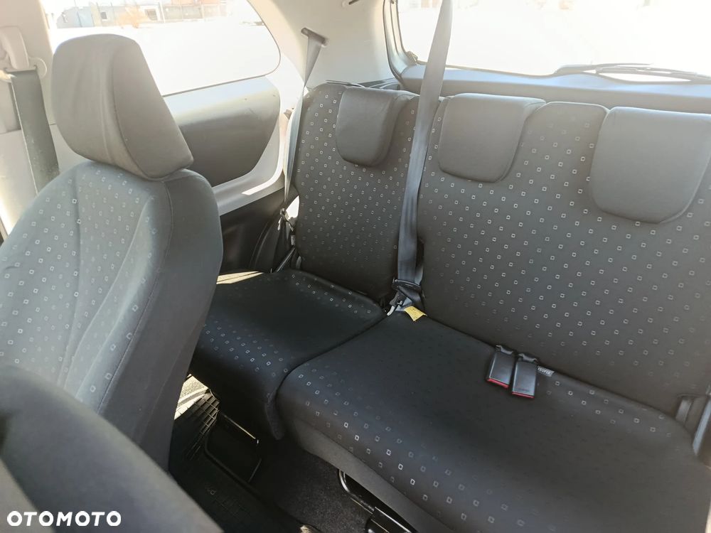Toyota Yaris 1.0 VVT-i - 9