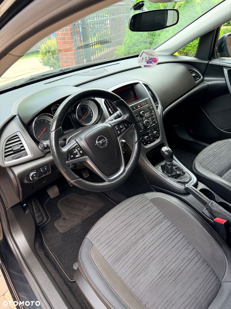 Opel Astra 1.4 Turbo Innovation - 19