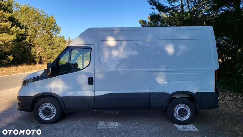 Iveco Daily 35C14N D - 9
