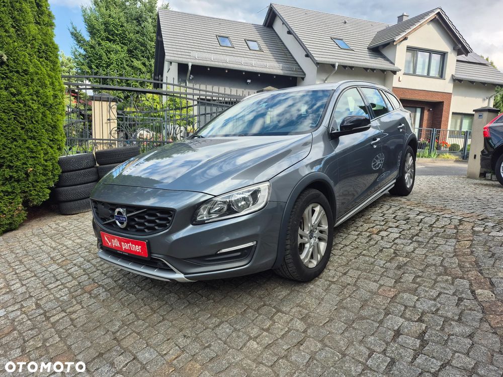Volvo V60 Cross Country D3 Momentum - 9