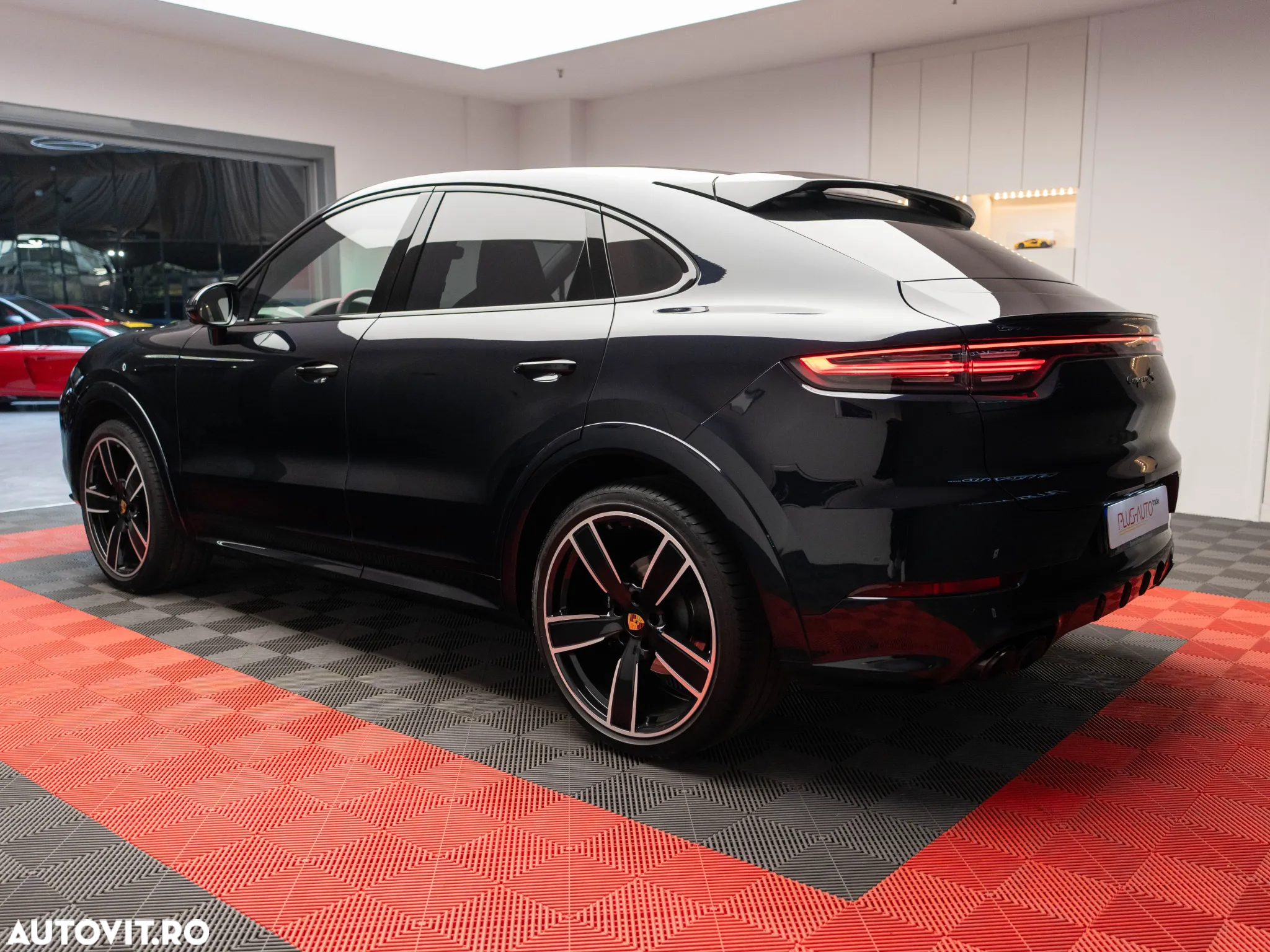 Porsche Cayenne Coupe S - 4