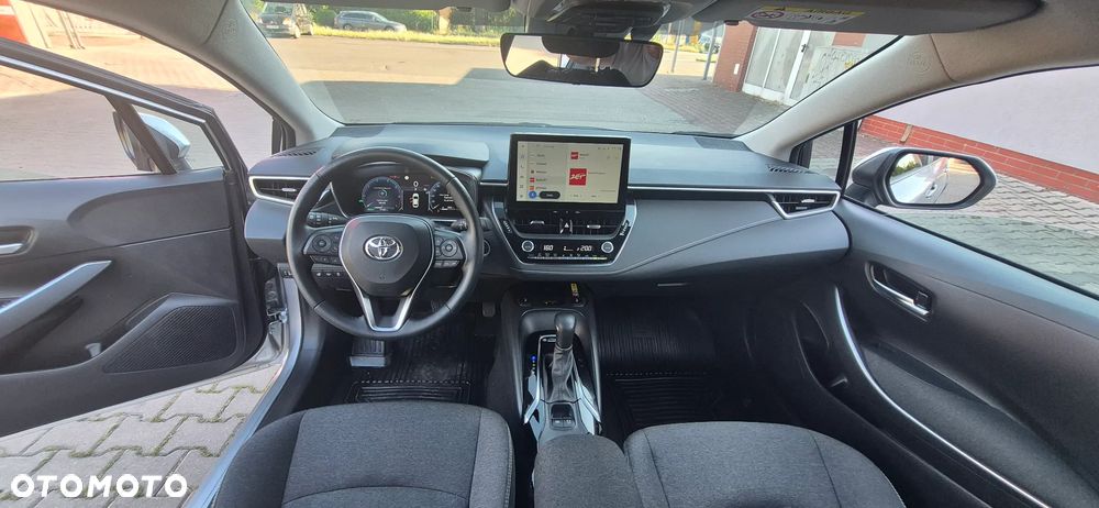Toyota Corolla - 28