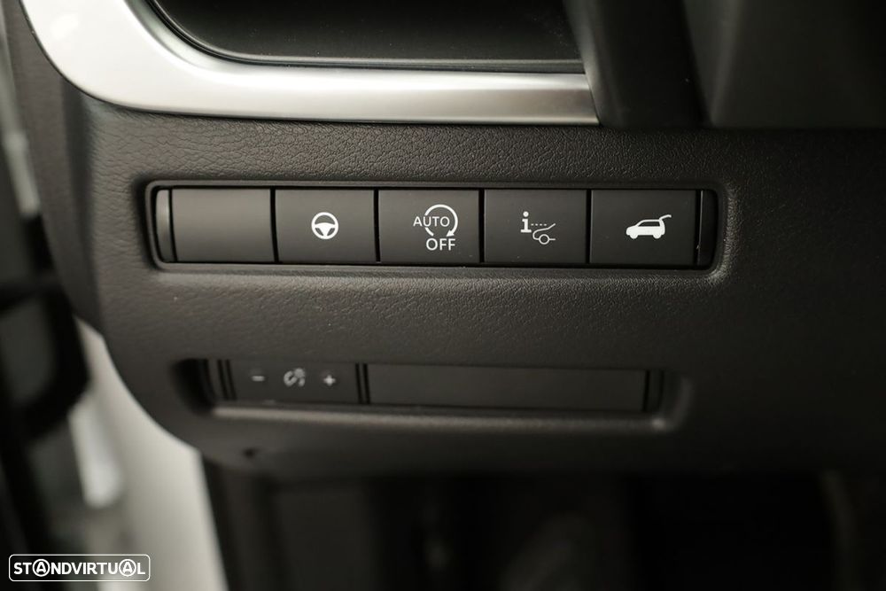 Nissan Qashqai 1.3 DIG-T N-Connecta LED Xtronic - 19