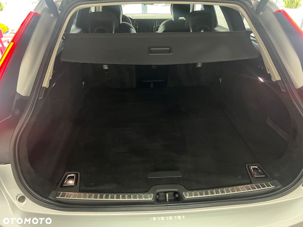 Volvo V90 - 29