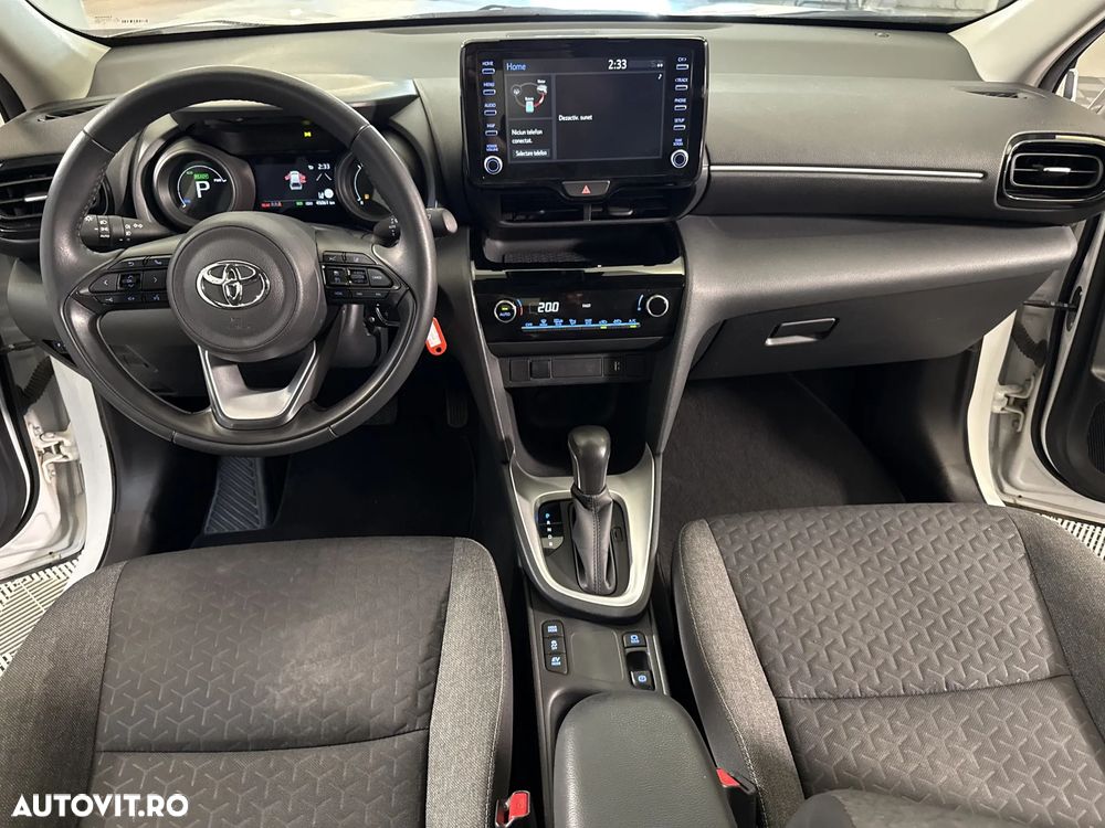 Toyota Yaris Cross - 10