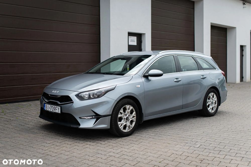 Kia Ceed 1.5 T-GDI Business Line - 12