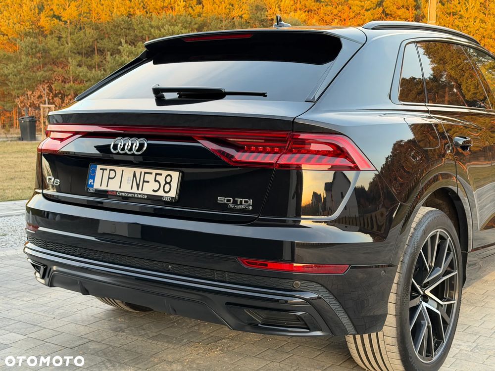 Audi Q8 - 10