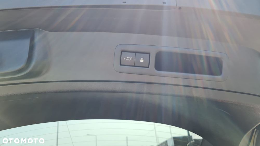 Lexus UX 250h GPF Prestige AWD - 34