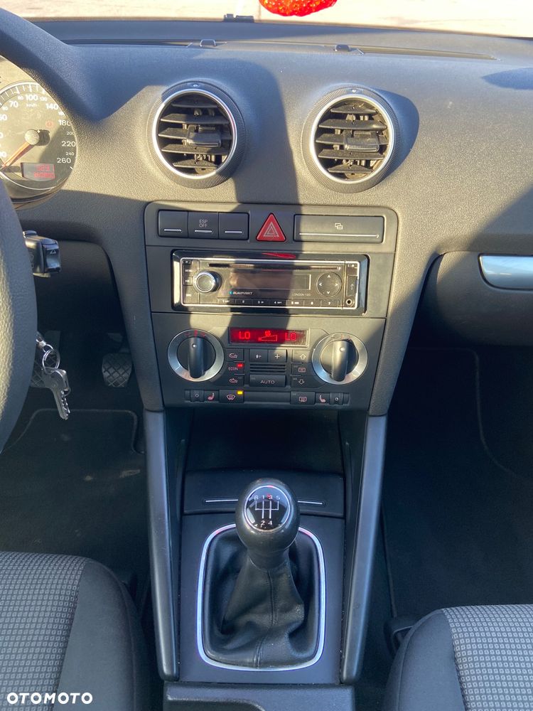 Audi A3 3-drzwiowe 1.9 TDI Ambiente - 9