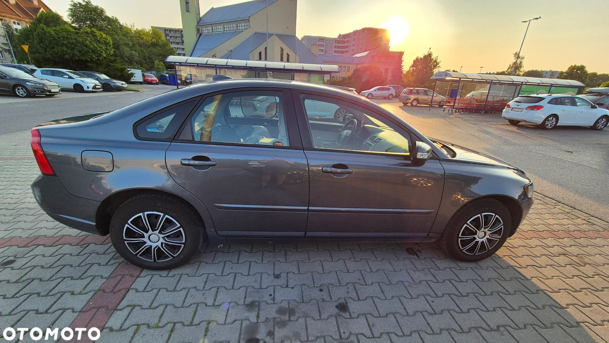 Volvo S40 1.6 Momentum - 2