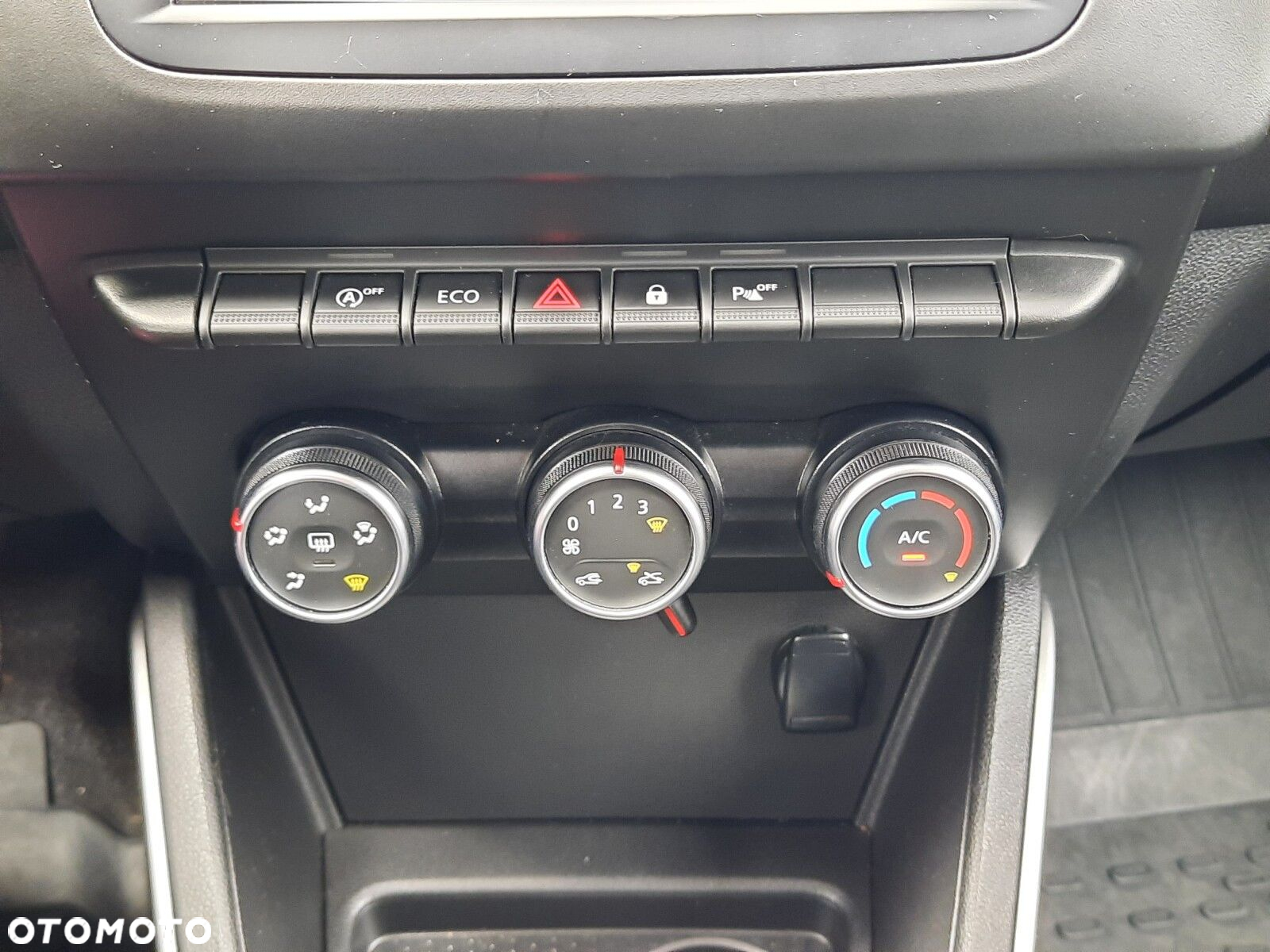 Dacia Duster 1.3 TCe FAP Prestige - 36