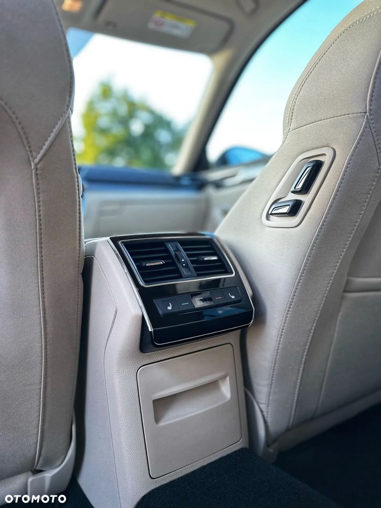 Skoda Superb 2.0 TDI SCR Style DSG - 11