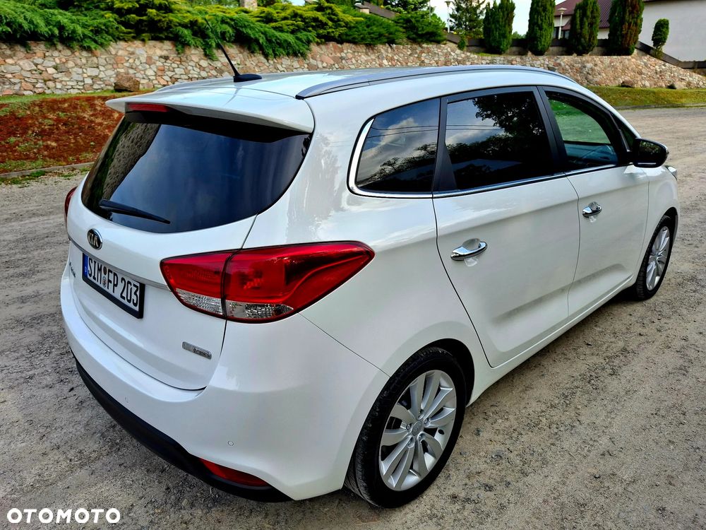 Kia Carens 1.6 GDI Fifa World Cup Edition - 15