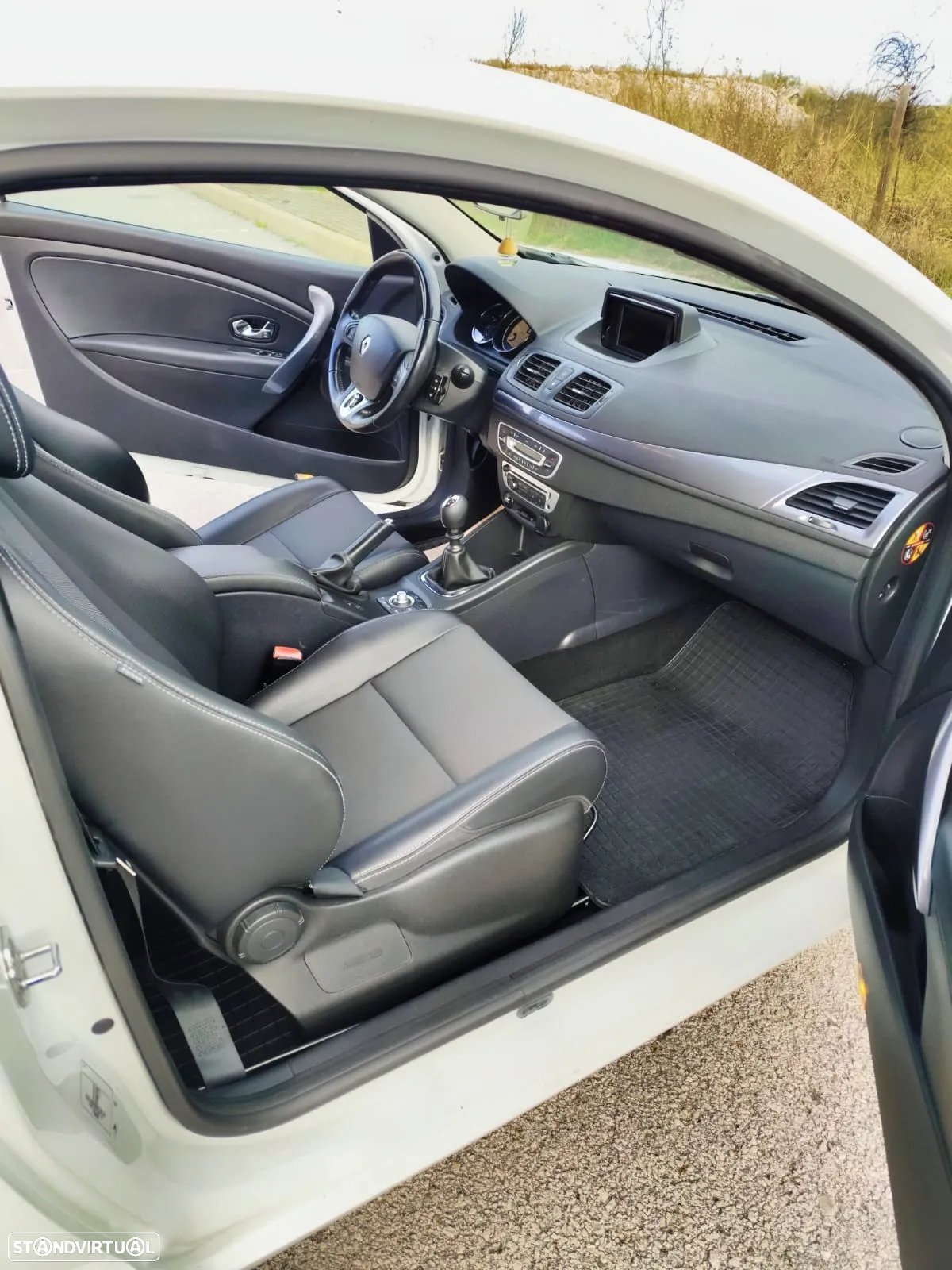 Renault Mégane Coupe 1.5 dCi Dynamique S SS - 10