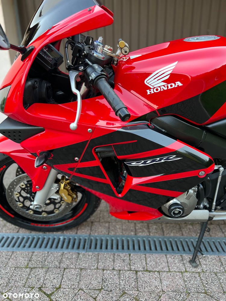 Honda CBR - 19