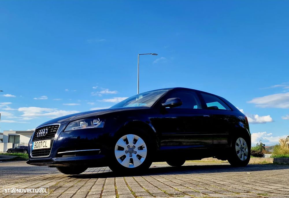 Audi A3 1.6 TDI Attraction - 6
