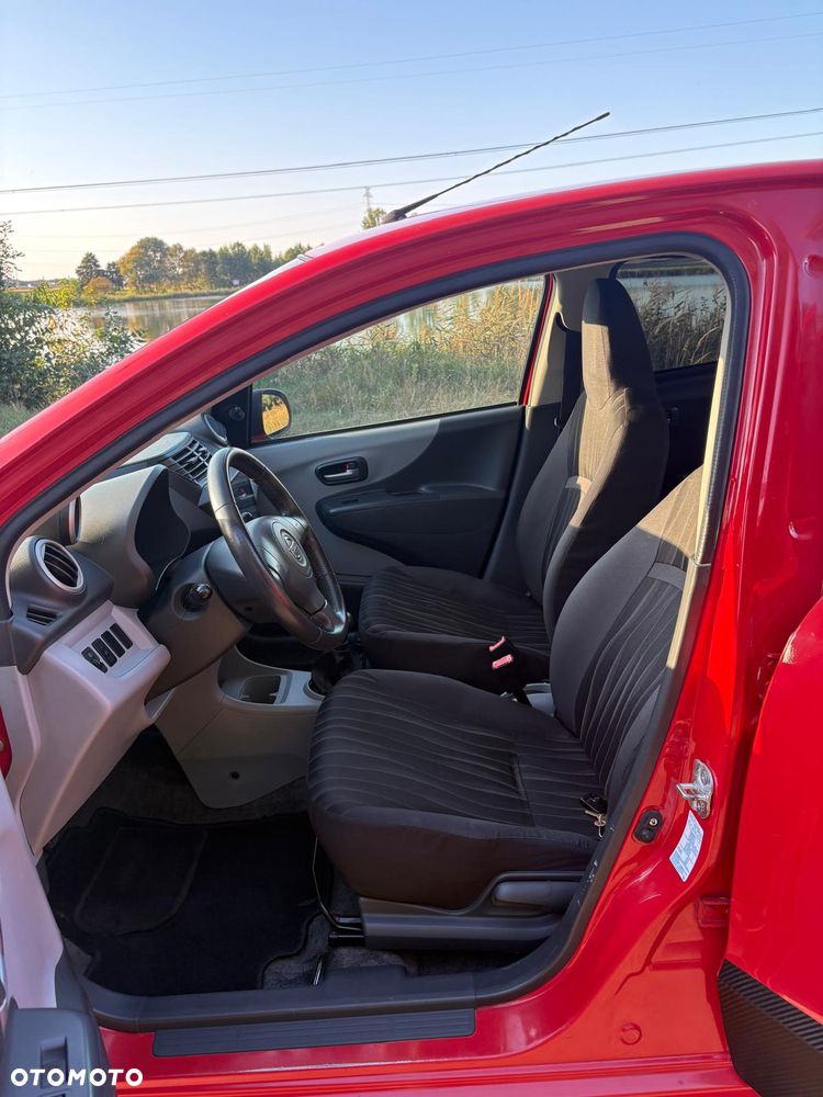 Nissan Pixo 1.0 Visia - 10