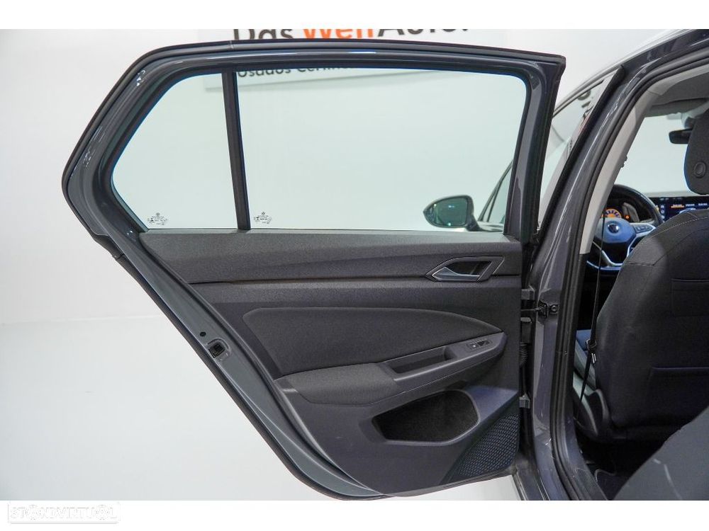 VW Golf - 17