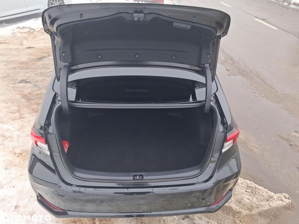 Toyota Corolla 1.8 Hybrid Style - 14