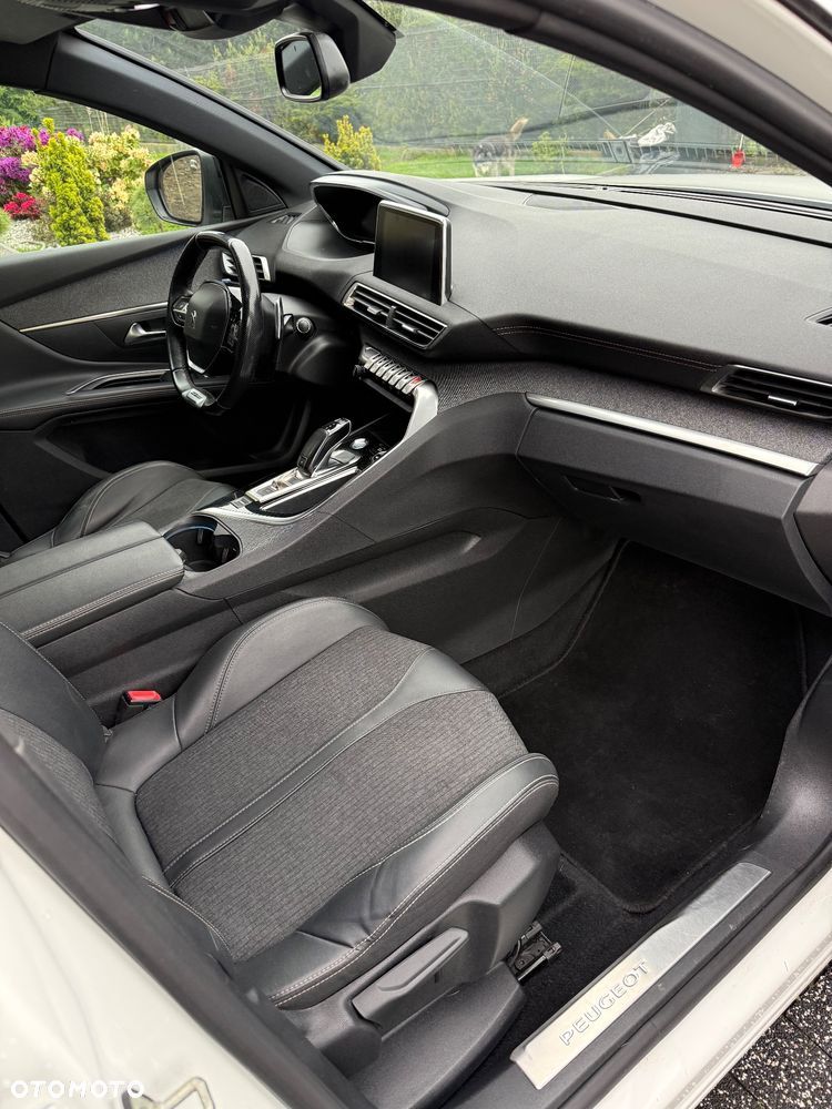Peugeot 5008 BlueHDi 130 EAT8 GT - 13