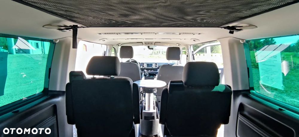 Volkswagen Multivan - 21
