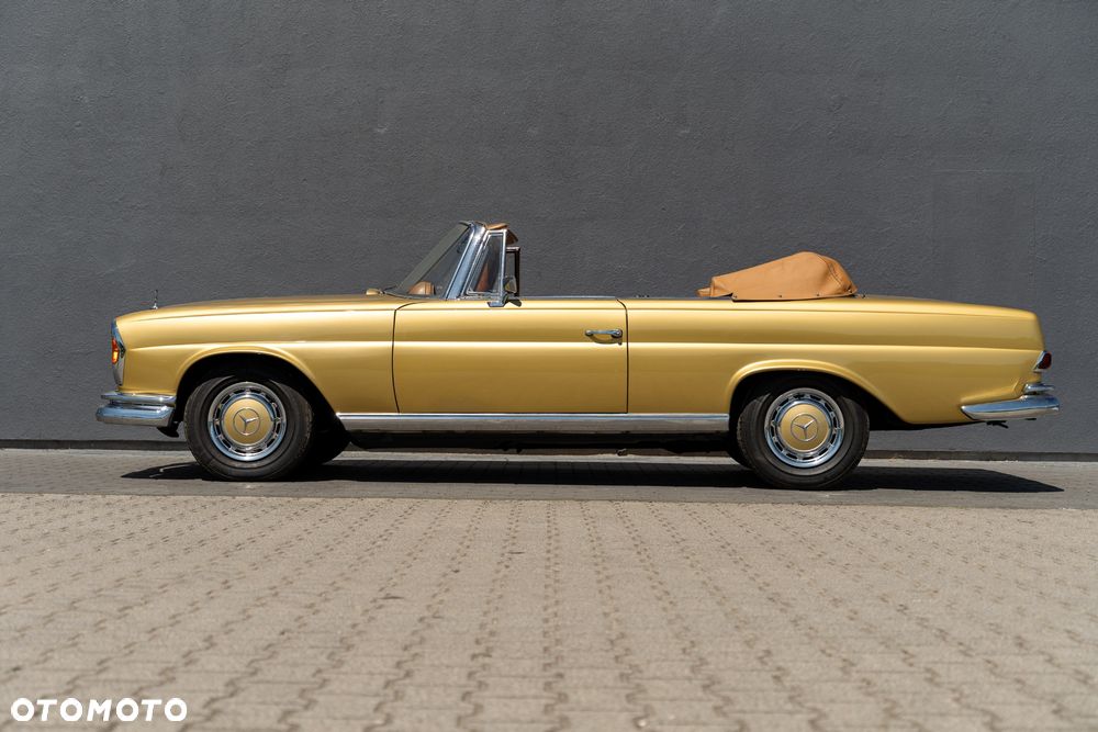 Mercedes-Benz 280 - 17