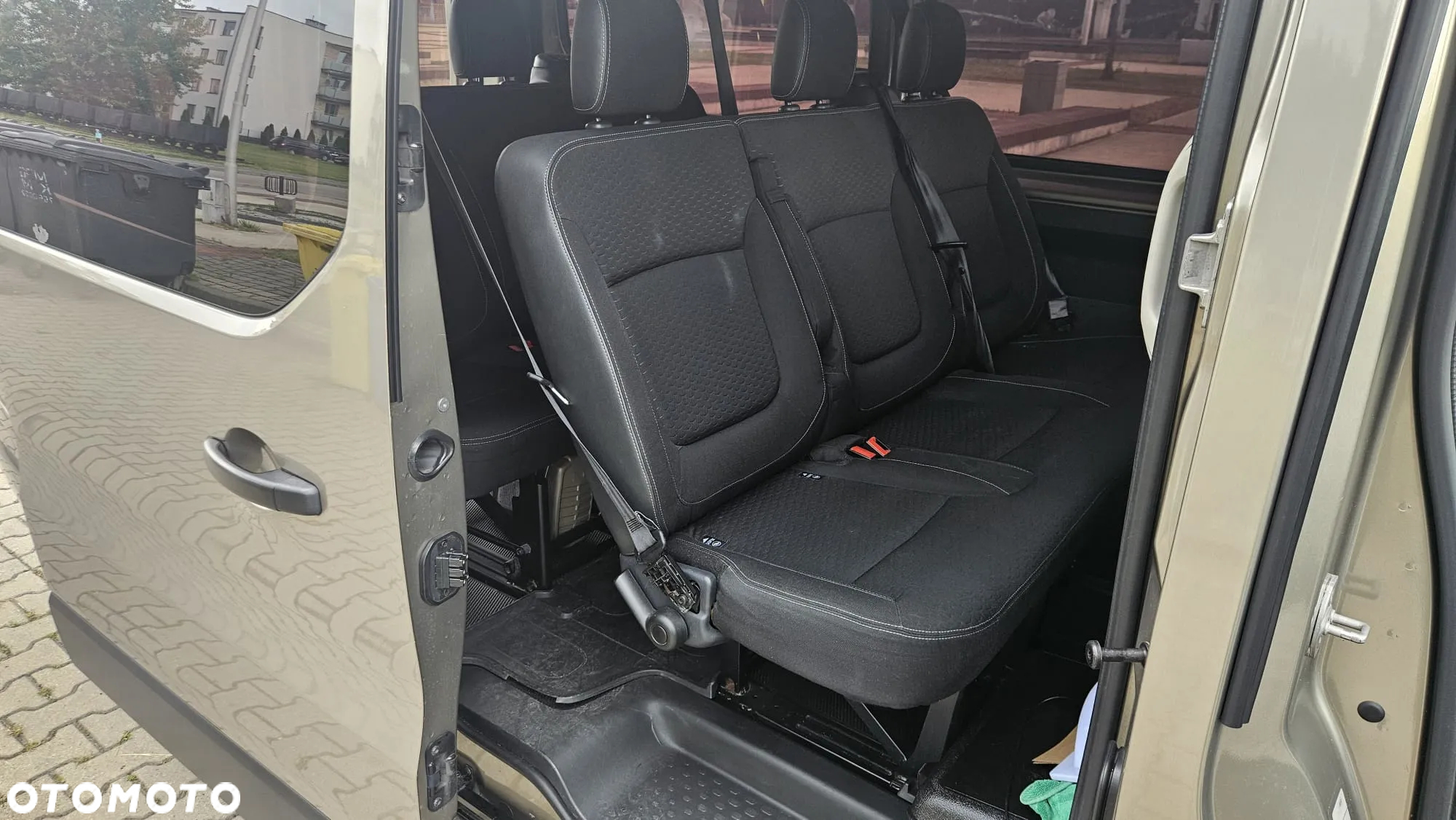 Opel Vivaro L2H1 2,9t Edition Elegance - 10