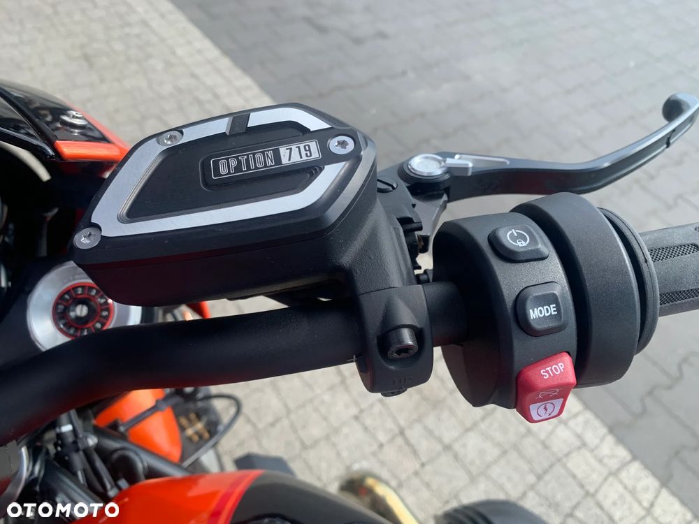 BMW R - 33