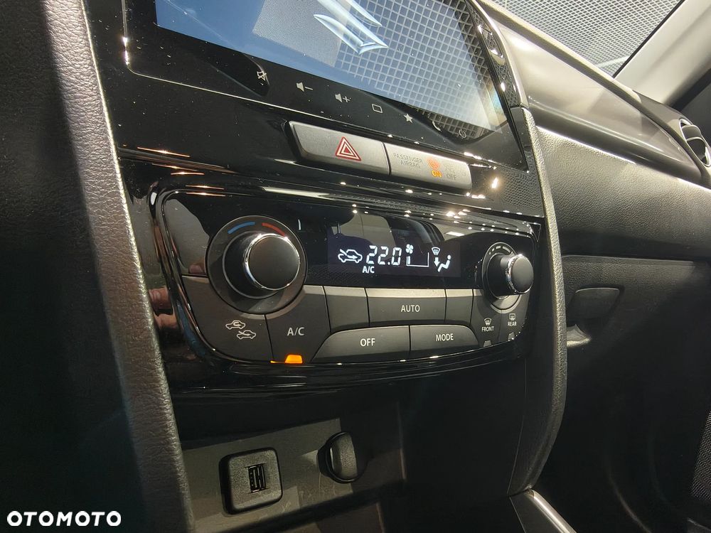 Suzuki Vitara 1.4 Boosterjet mHEV Premium Plus 2WD - 14